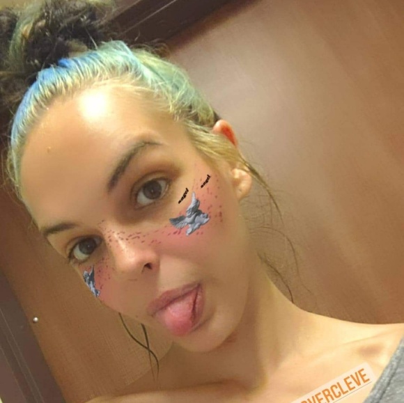 Meet your Posher, Natalie - Picture 1 of 1